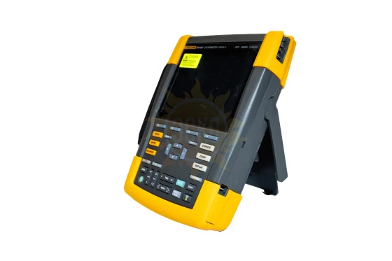 Fluke 190-204-III — осциллограф-мультиметр цифровой четырехканальный 200 МГц