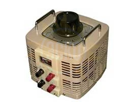 RIGOL TSGC2-Y-3 (цифровой) — автотрансформатор трехфазный лабораторный с цифровым индикатором