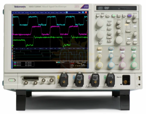 MSO70404 — цифровой осциллограф смешанных сигналов