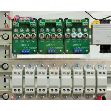 ДИРА-4/12 - 4-х канальный датчик индикации разряда аккумуляторов многократного действия, 12В