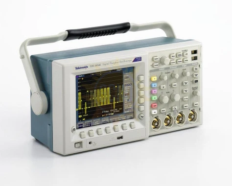 TDS3034C — осциллограф с цифровым люминофором