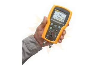 Fluke 721-1601 — прецизионный калибратор давления