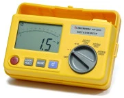 Измеритель сопротивления изоляции АМ-2004